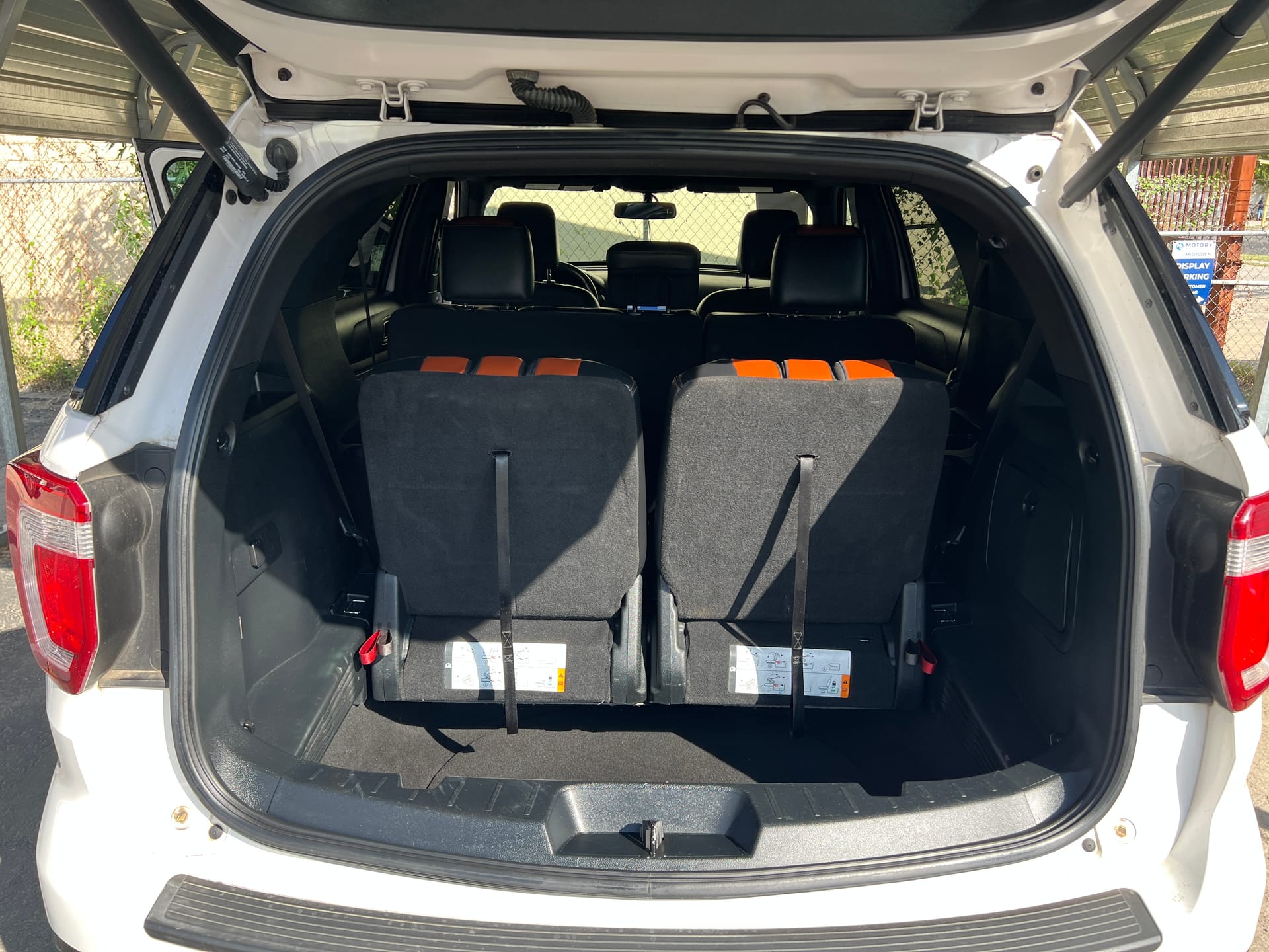 2019 FORD EXPLORER - Gallery Image