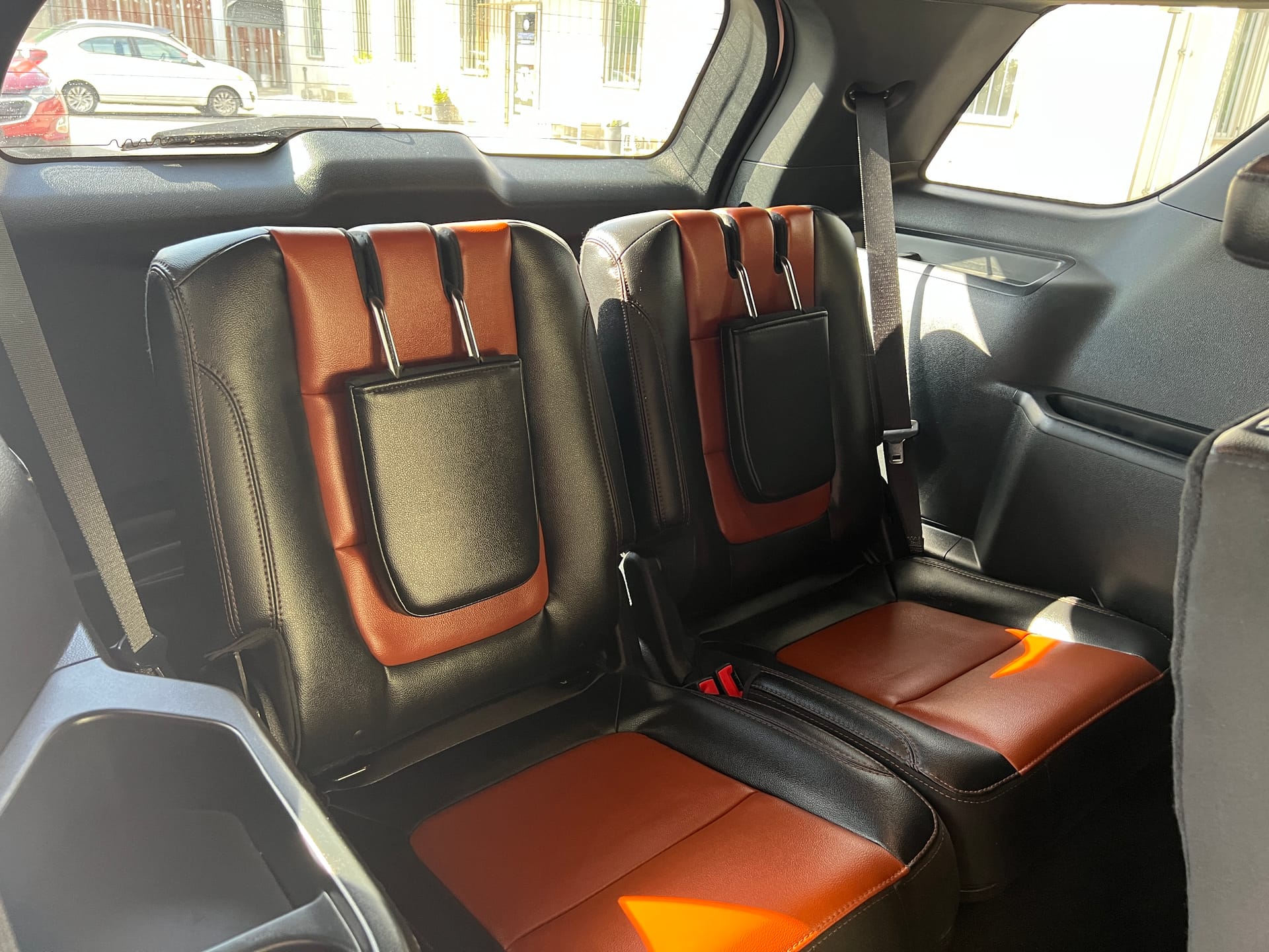 2019 FORD EXPLORER - Gallery Image