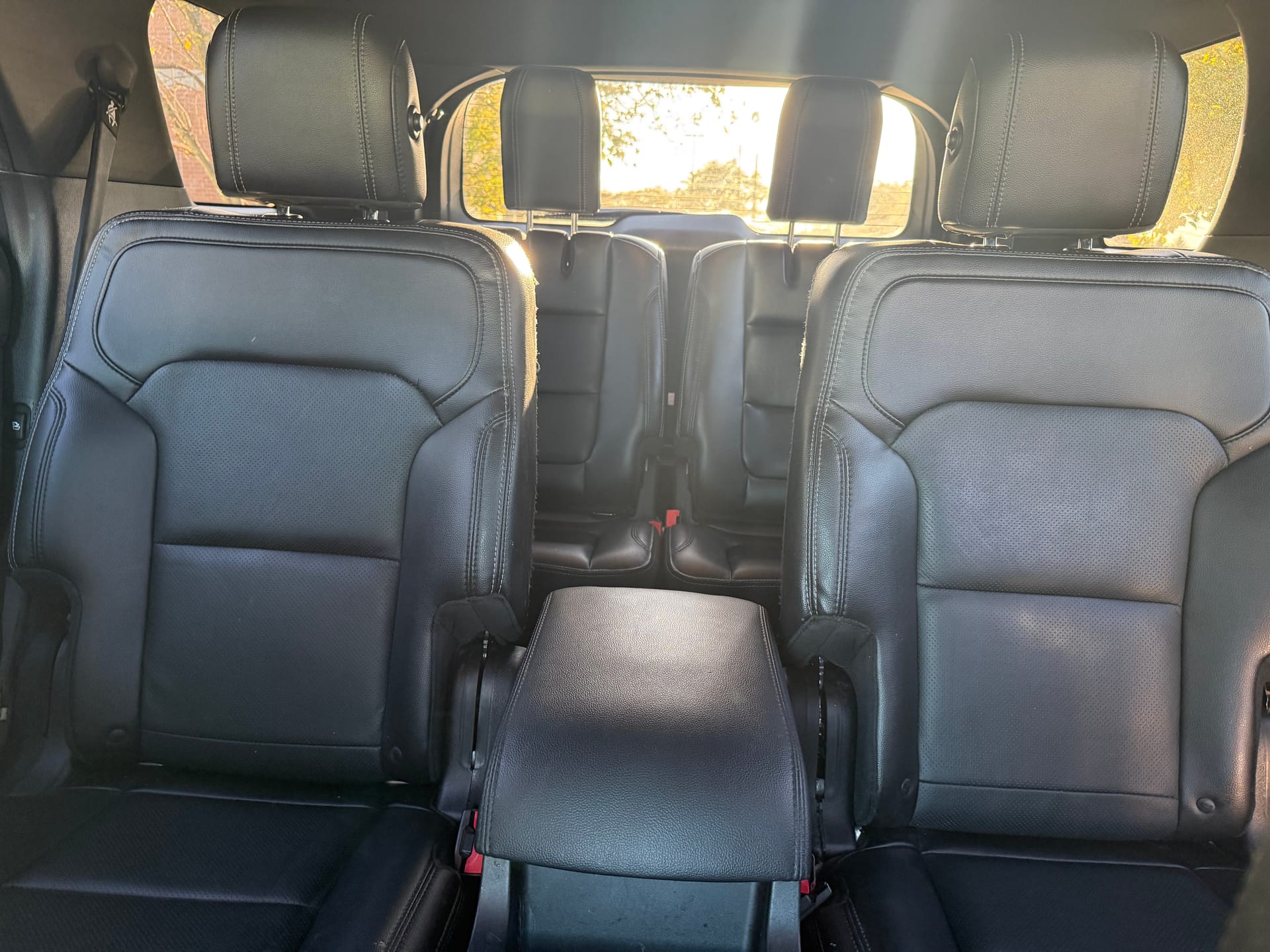 2016 FORD EXPLORER - Gallery Image