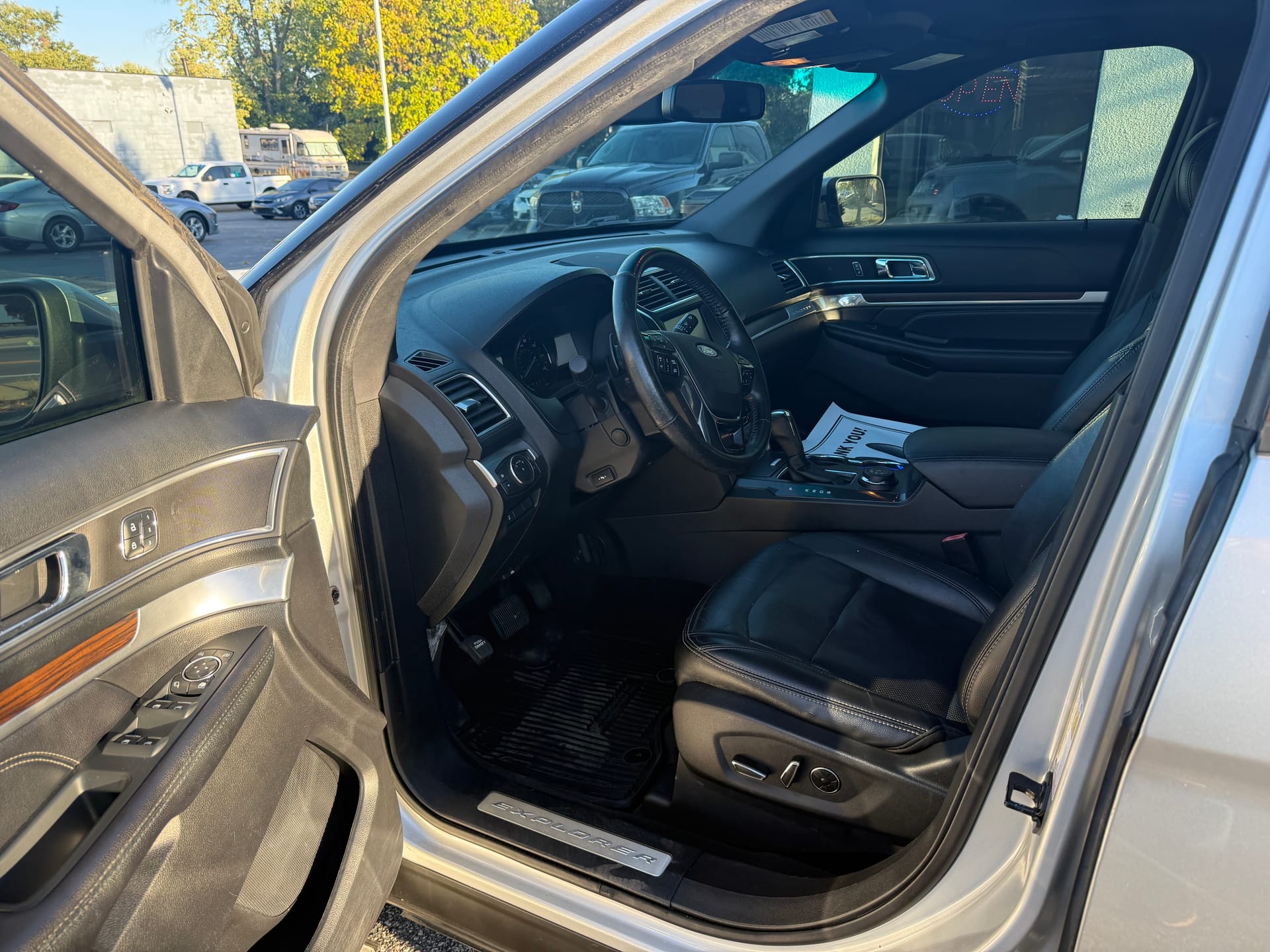 2016 FORD EXPLORER - Gallery Image