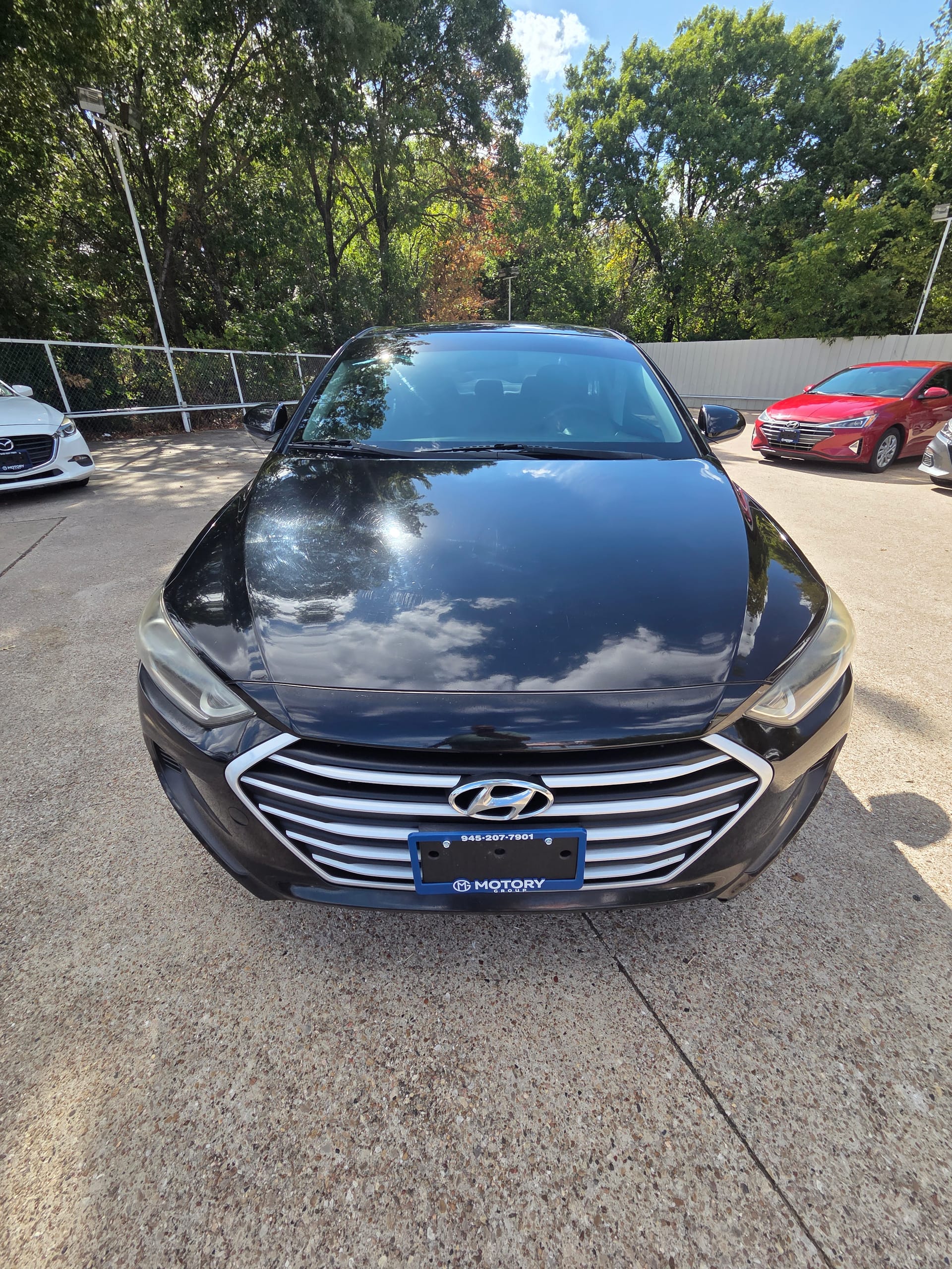 2017 HYUNDAI ELANTRA - Gallery Image
