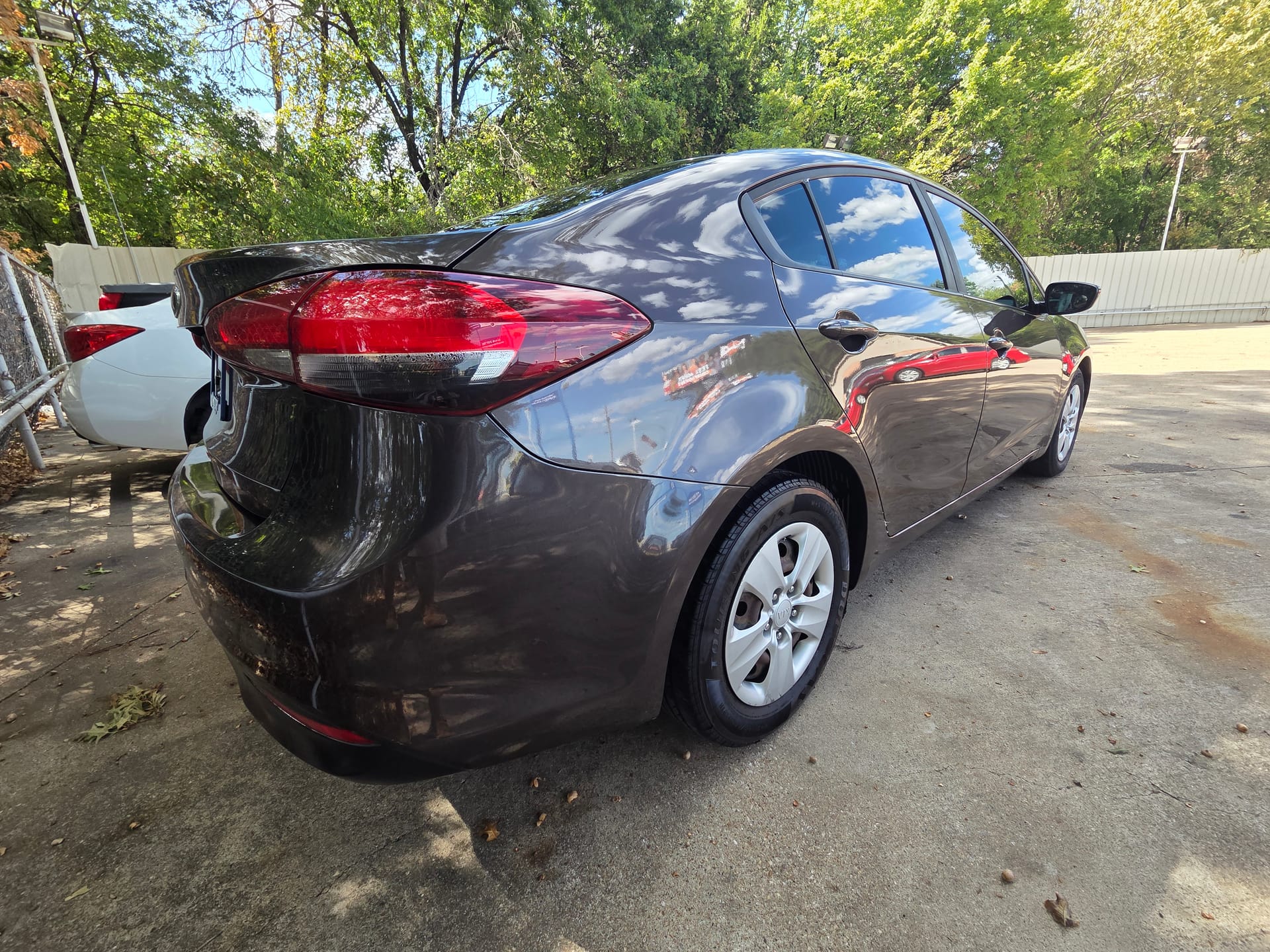 2017 KIA FORTE - Gallery Image