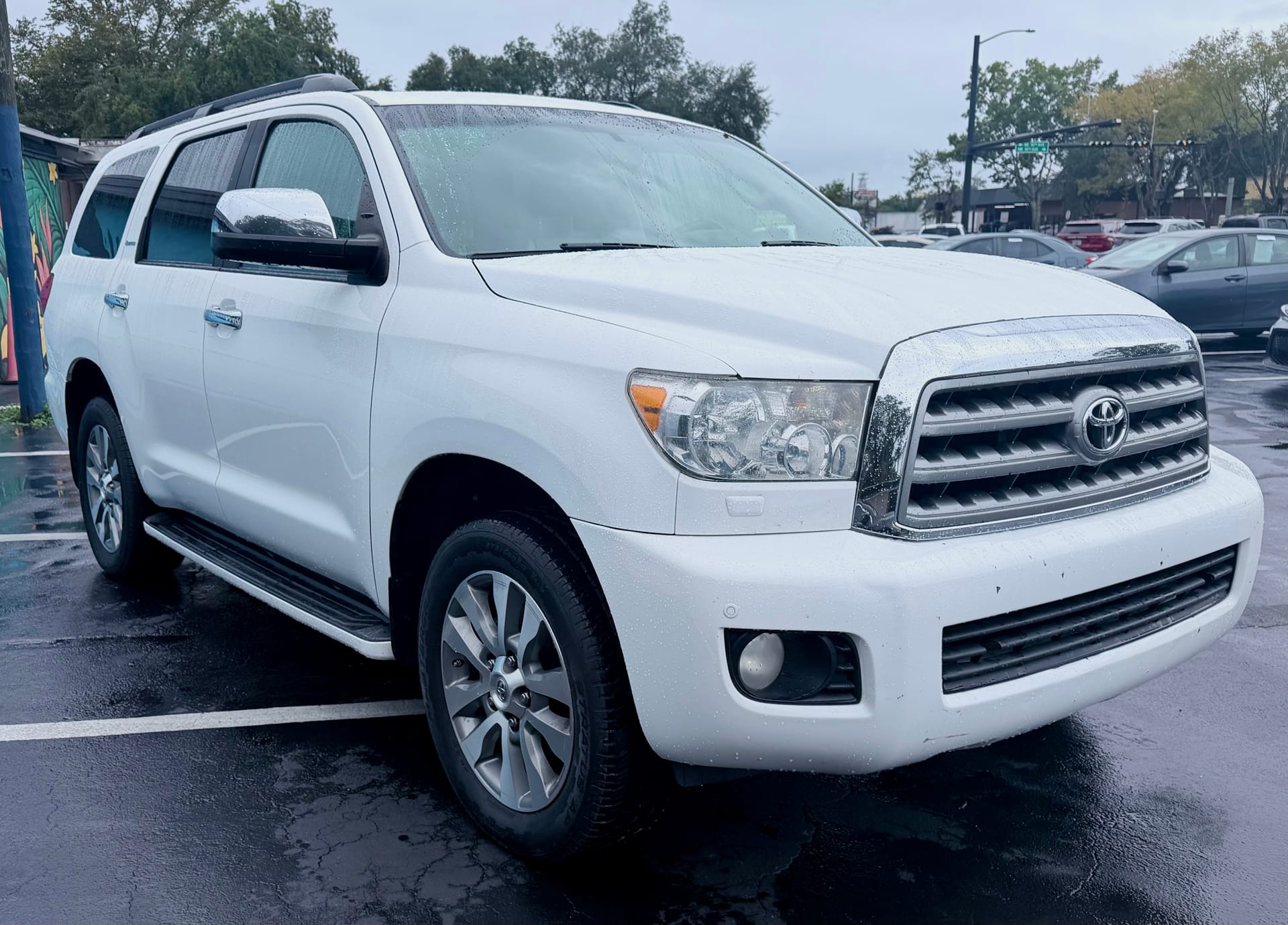 2016 TOYOTA SEQUOIA - Gallery Image