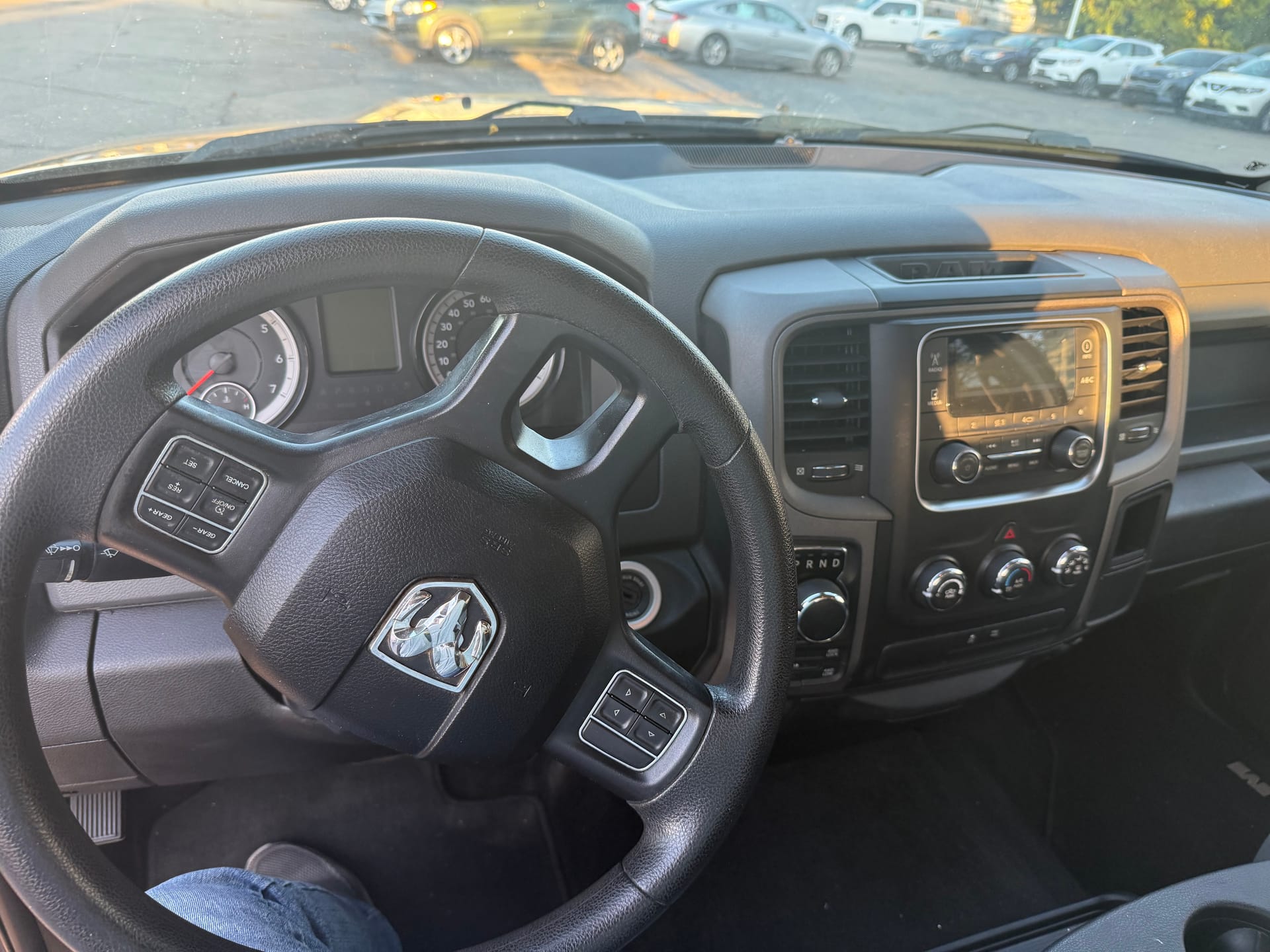 2017 RAM 1500 - Gallery Image