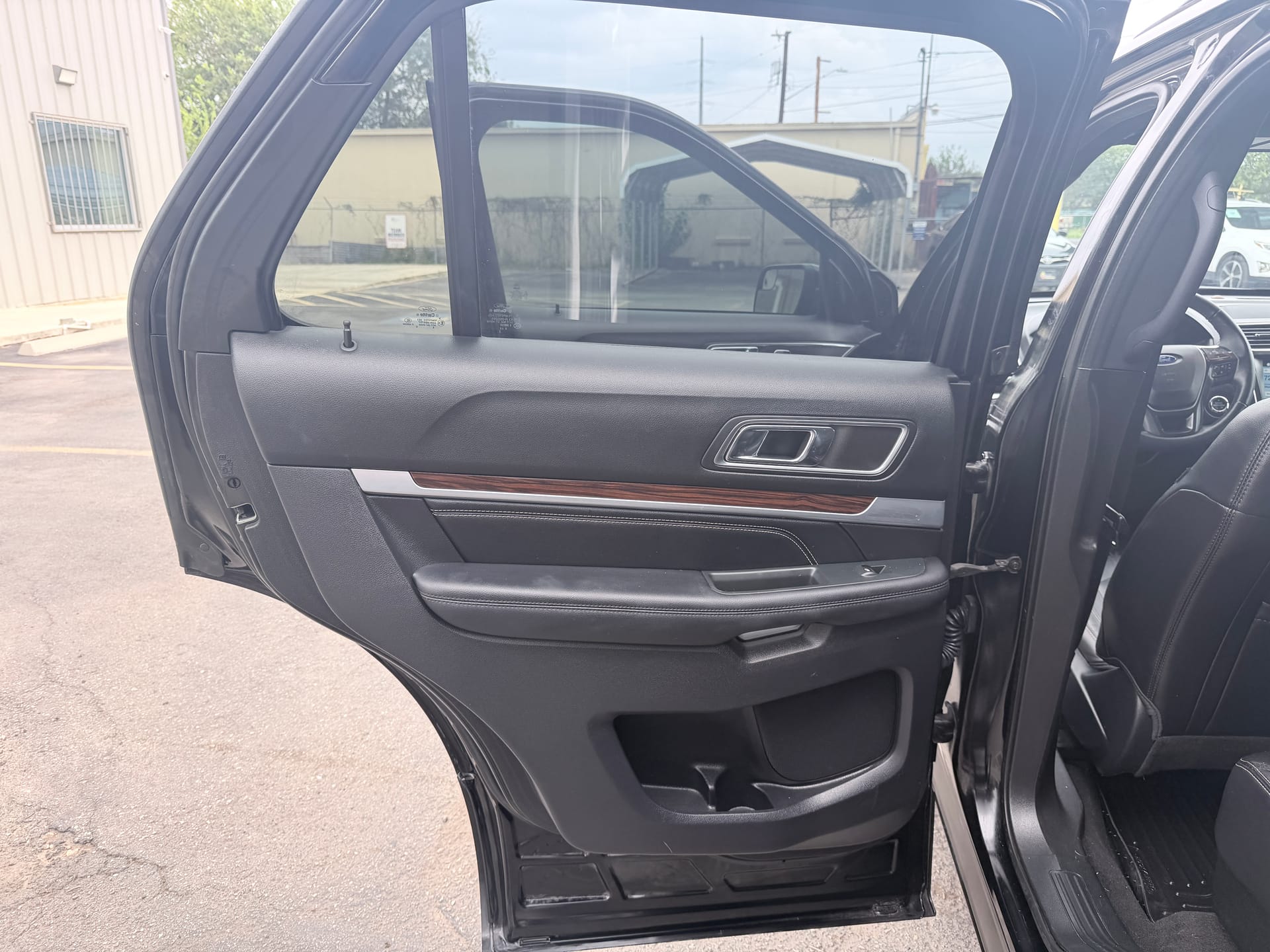 2018 FORD EXPLORER - Gallery Image