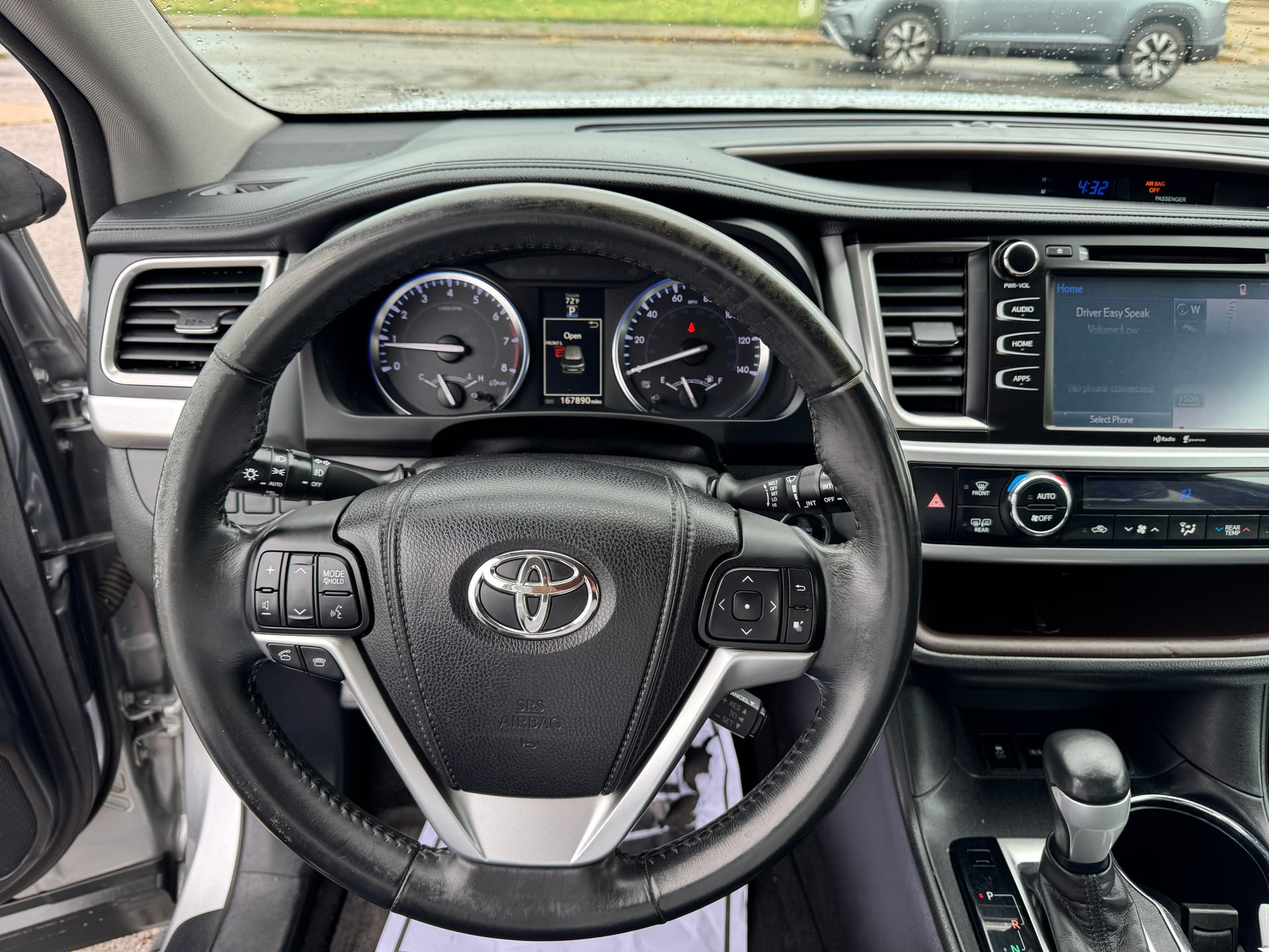 2015 TOYOTA HIGHLANDER - Gallery Image