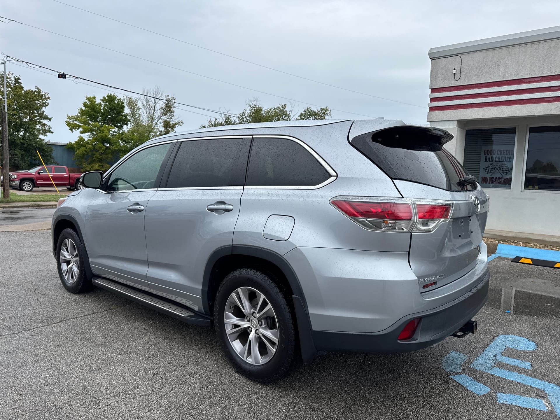 2015 TOYOTA HIGHLANDER - Gallery Image