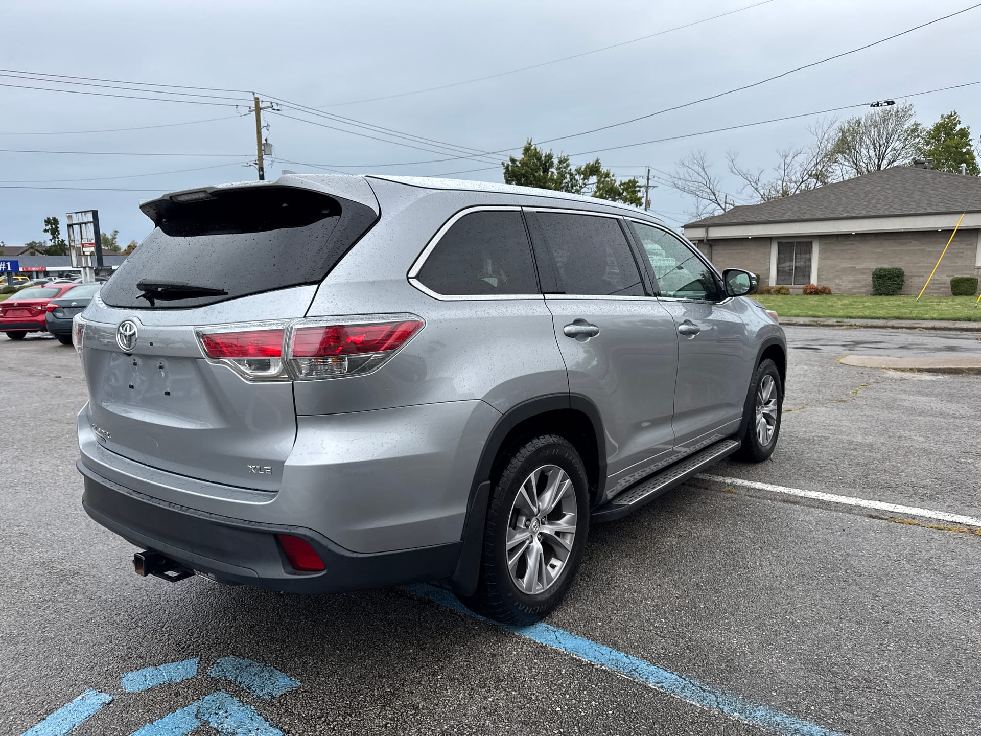 2015 TOYOTA HIGHLANDER - Gallery Image