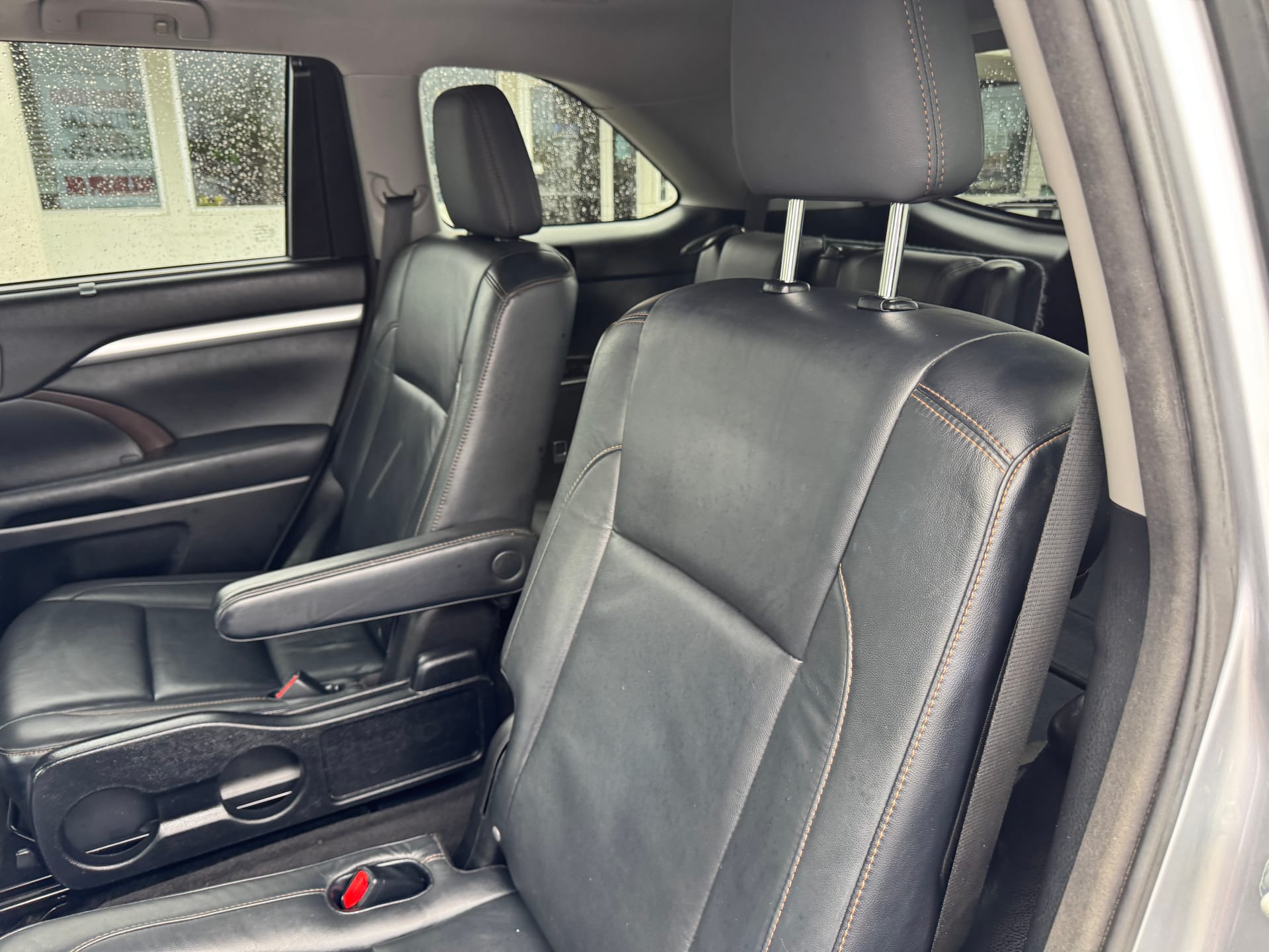 2015 TOYOTA HIGHLANDER - Gallery Image