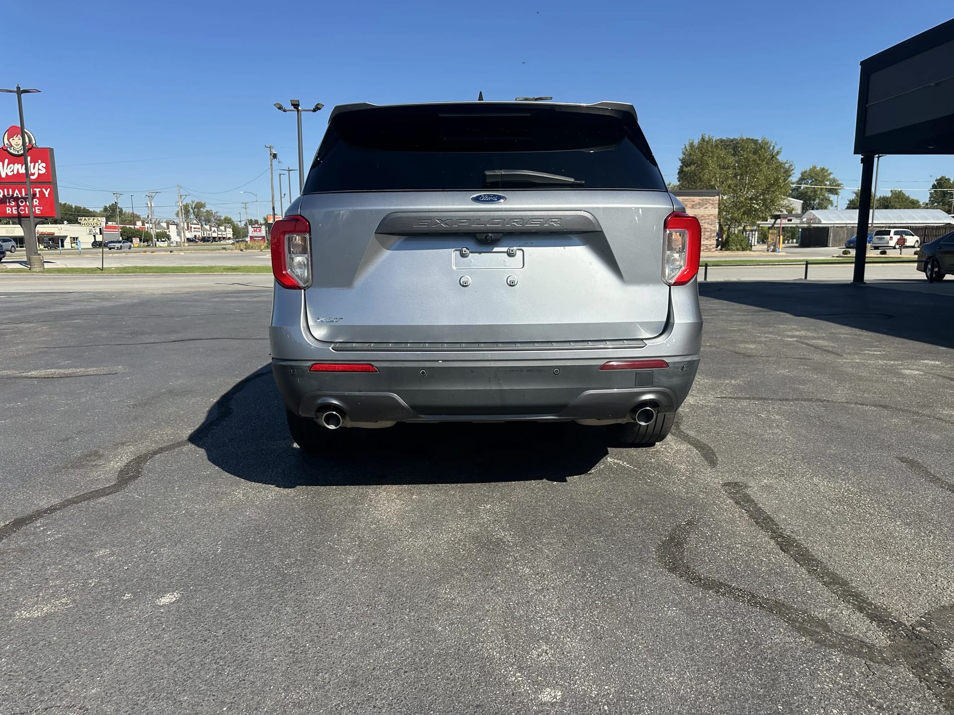 2022 FORD EXPLORER - Gallery Image