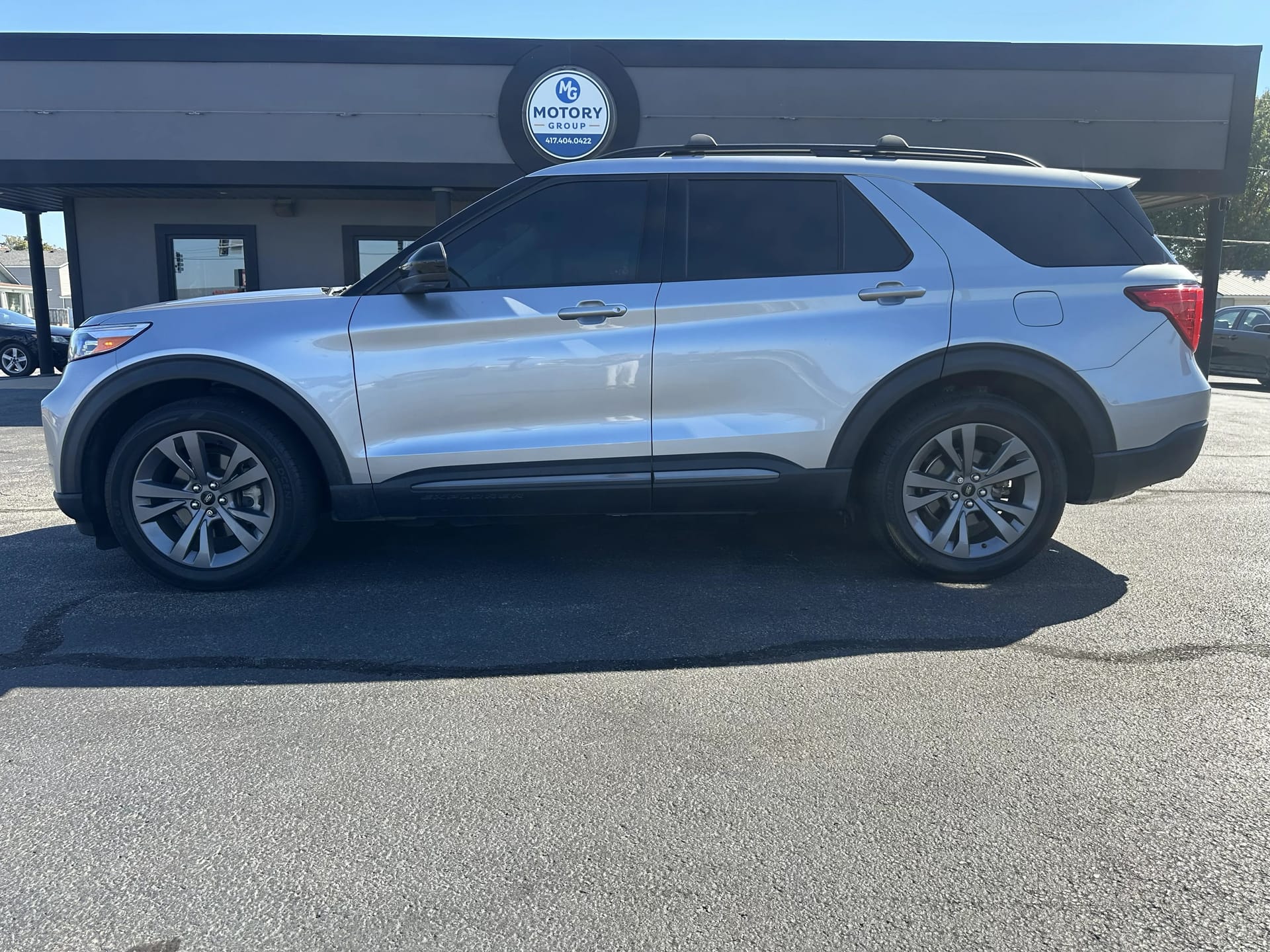 2022 FORD EXPLORER - Gallery Image