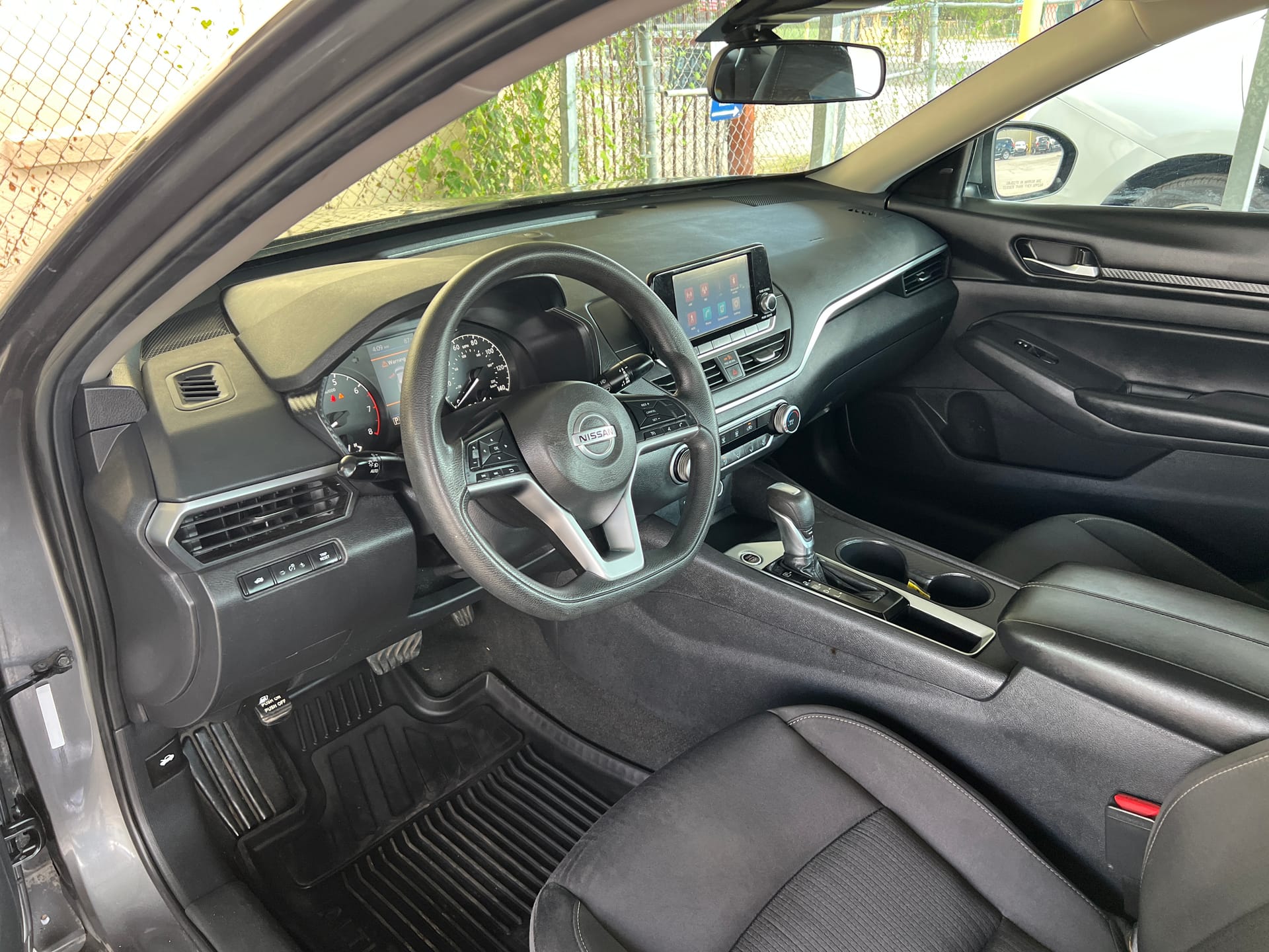 2021 NISSAN ALTIMA - Gallery Image
