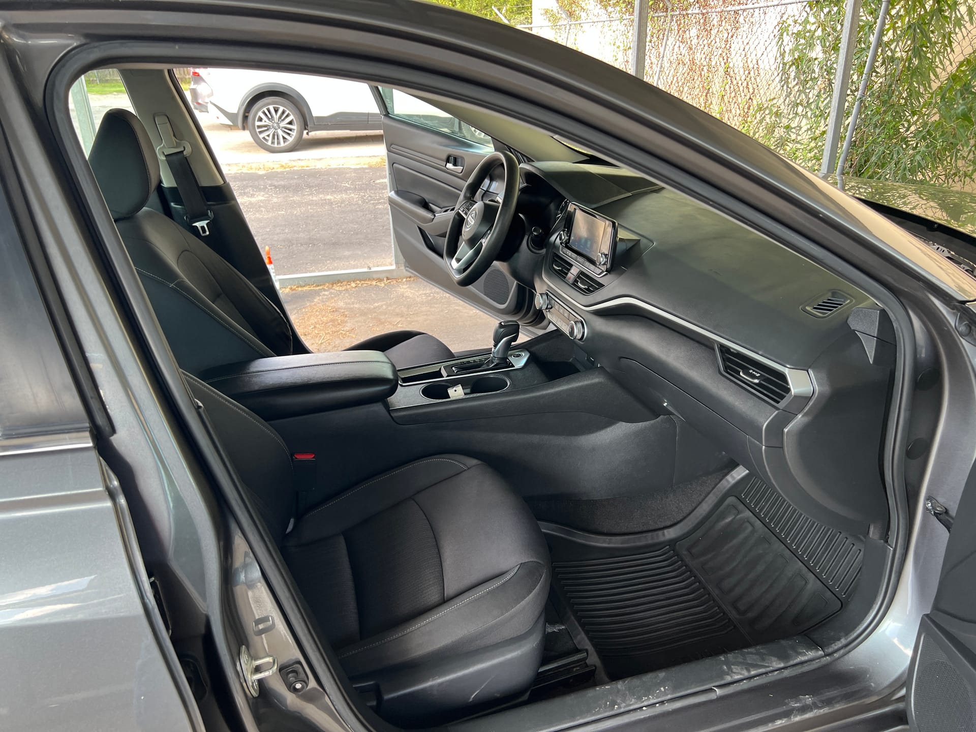 2021 NISSAN ALTIMA - Gallery Image
