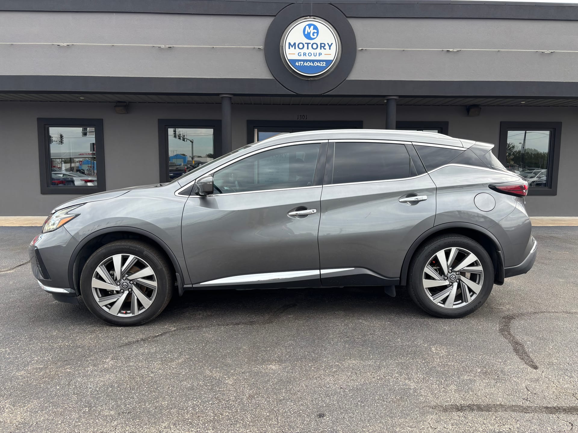 2020 NISSAN ROGUE - Gallery Image