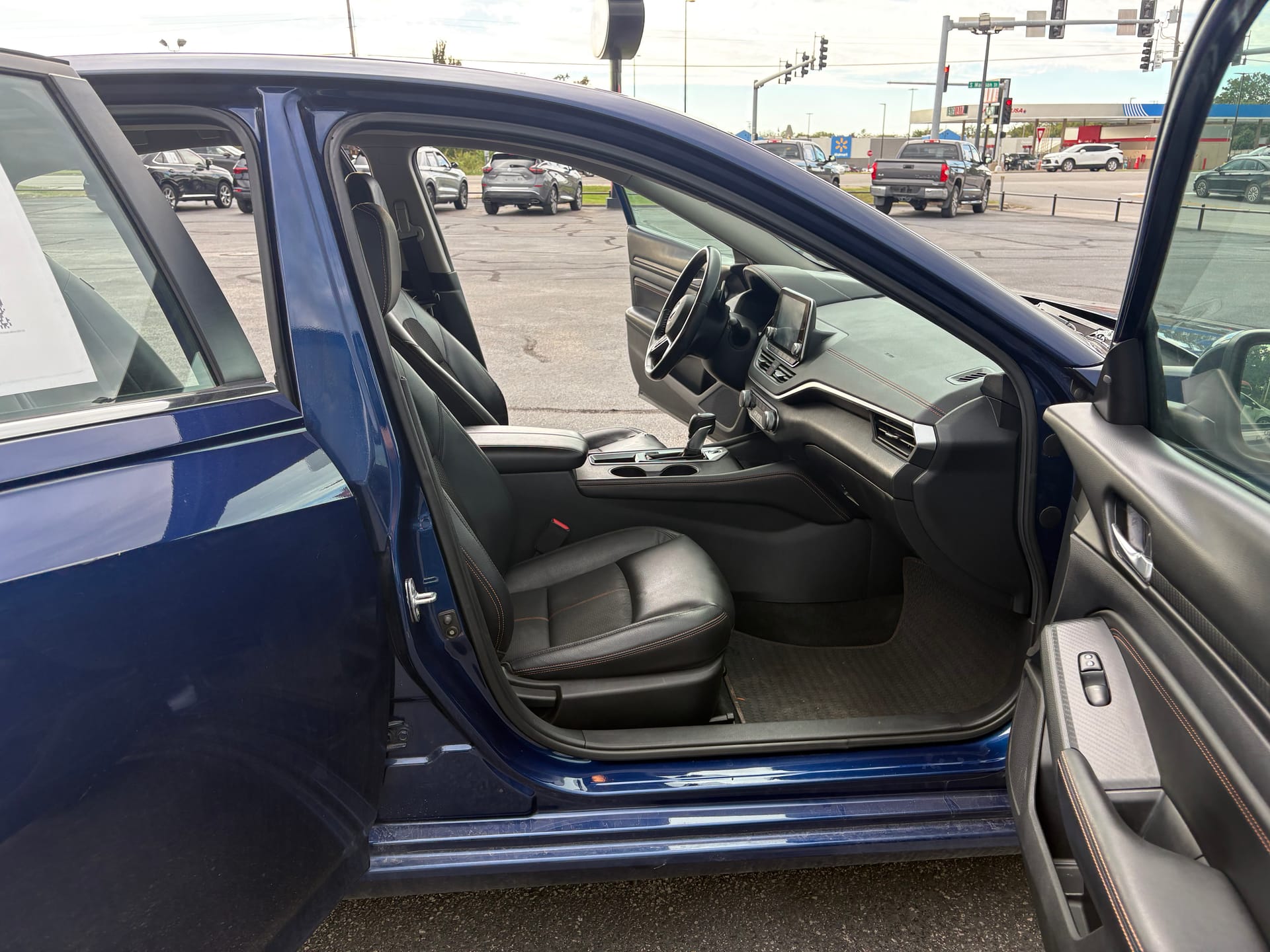 2019 NISSAN ALTIMA - Gallery Image