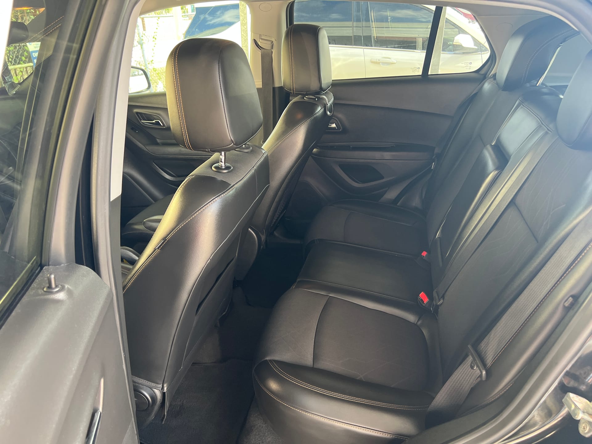 2019 CHEVROLET TRAX - Gallery Image