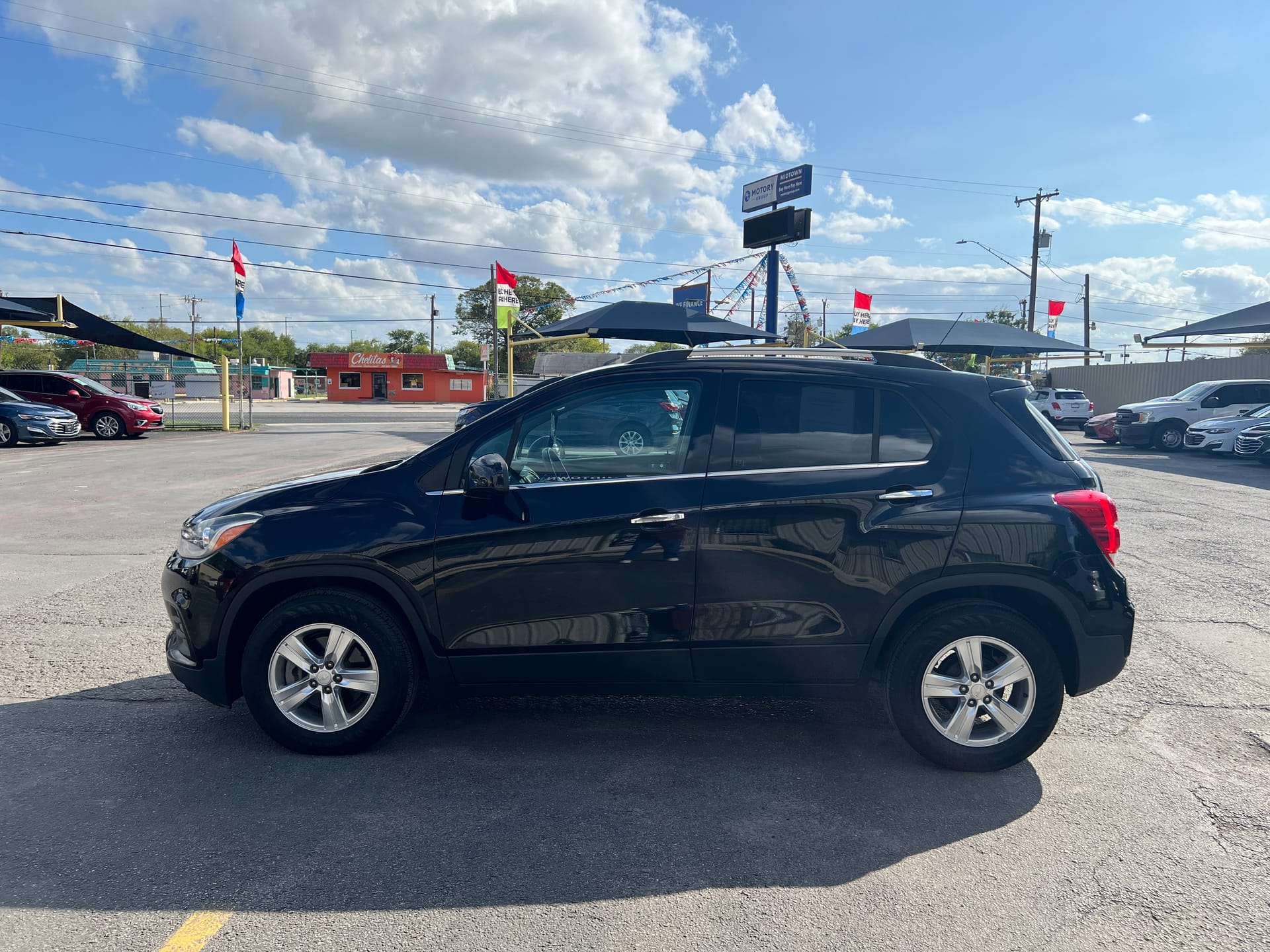 2019 CHEVROLET TRAX - Gallery Image