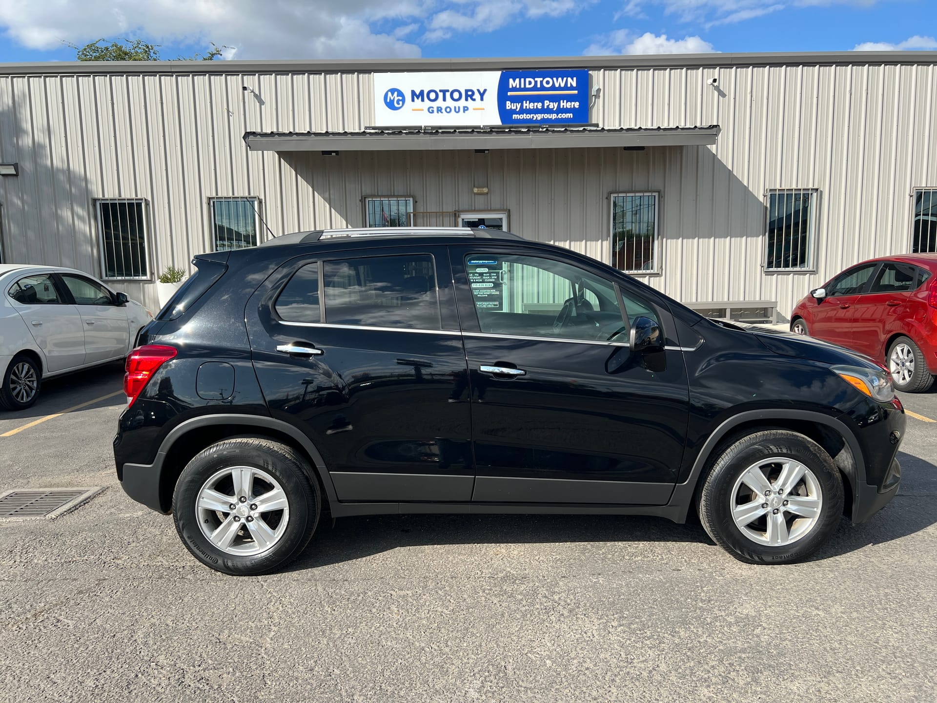 2019 CHEVROLET TRAX - Gallery Image