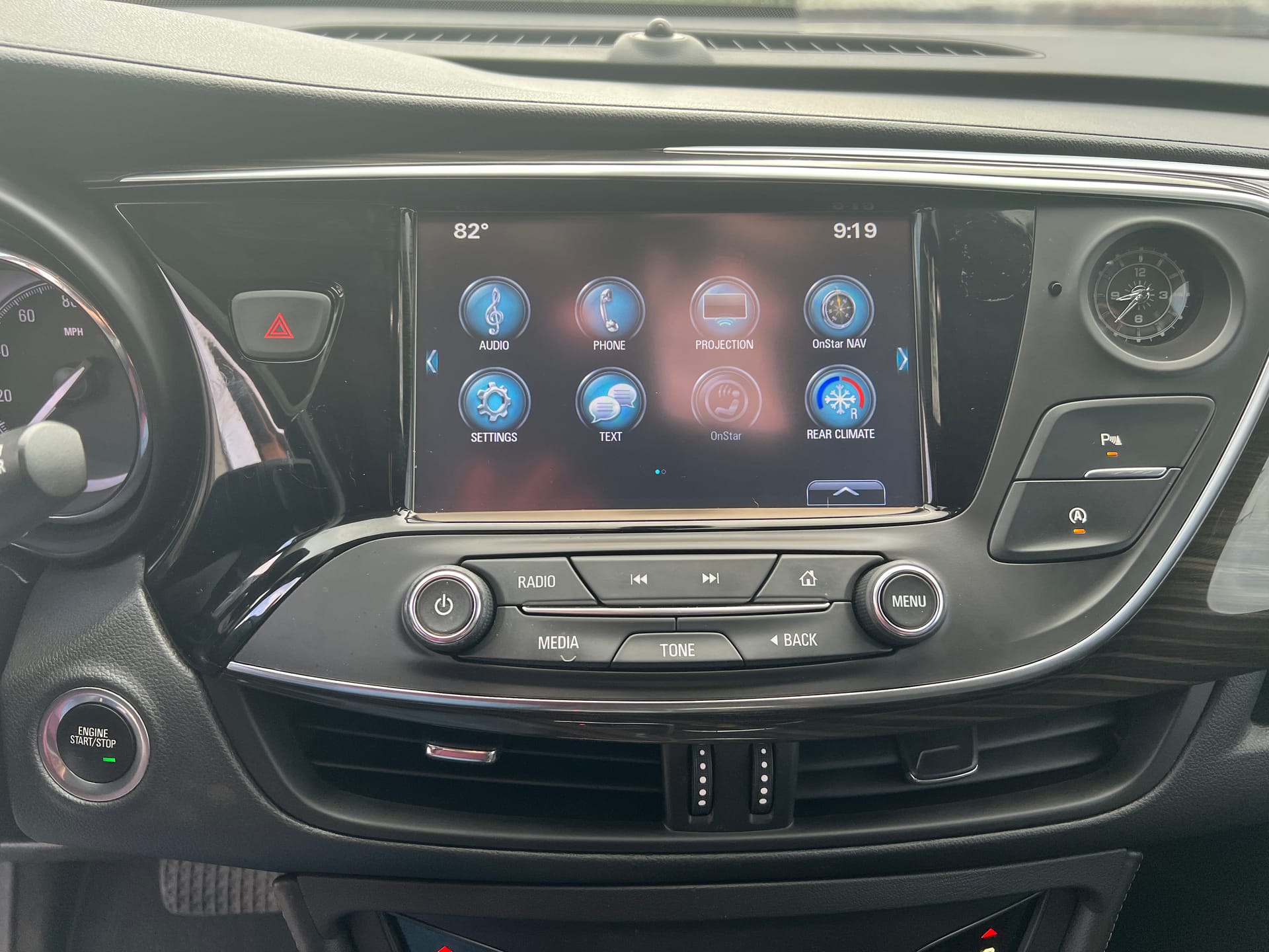 2019 BUICK ENVISION - Gallery Image