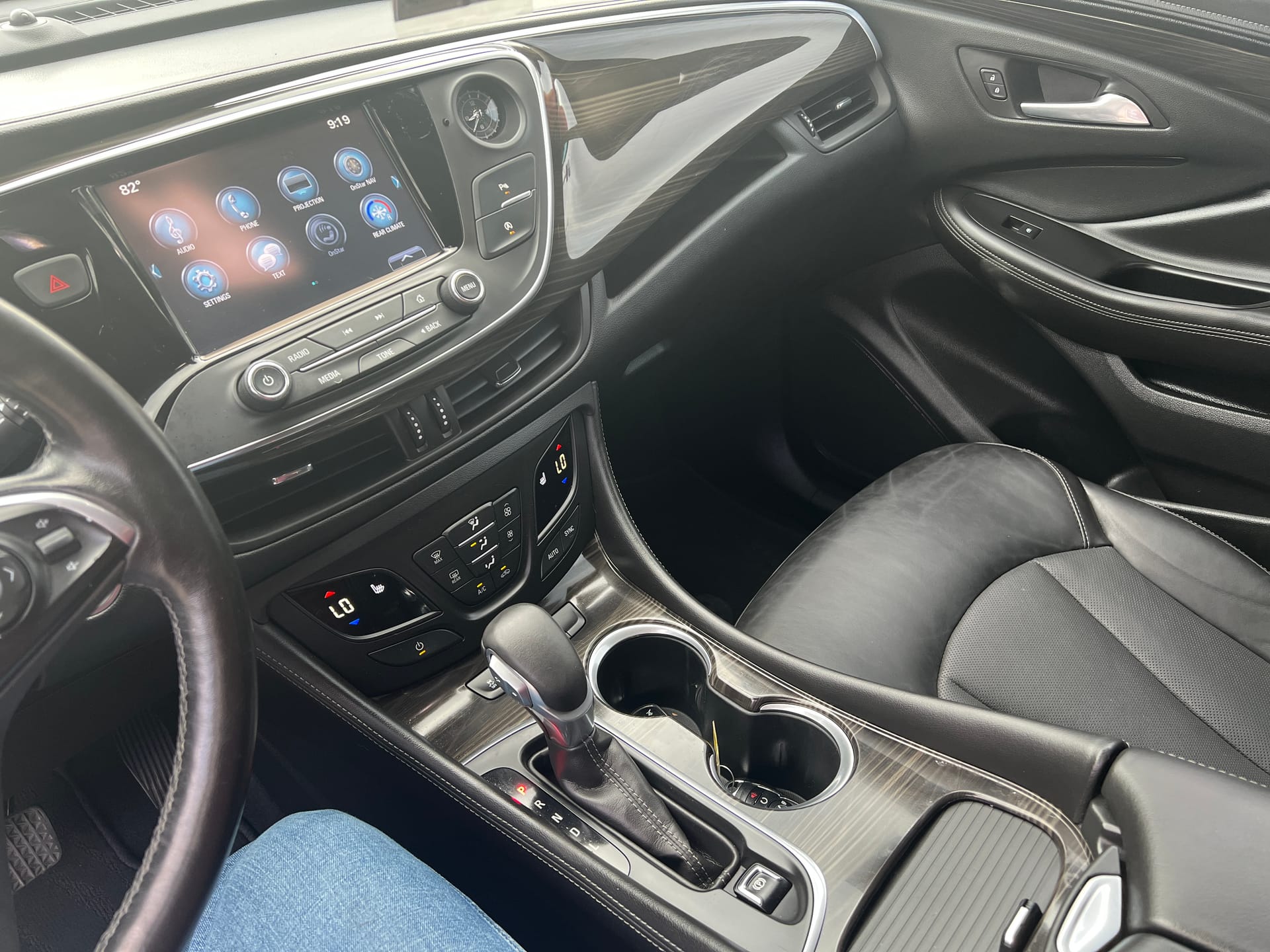 2019 BUICK ENVISION - Gallery Image