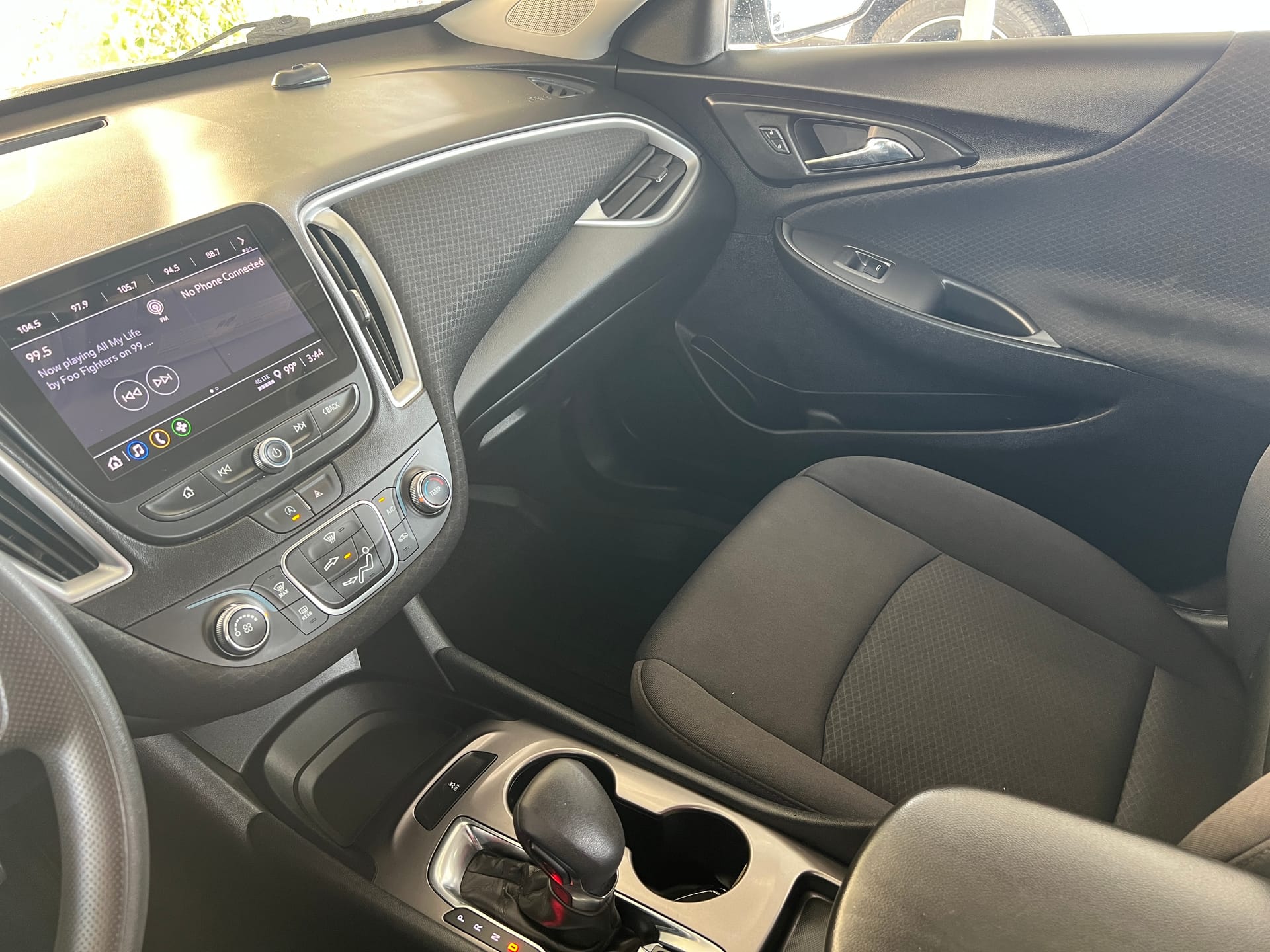 2024 CHEVROLET MALIBU - Gallery Image