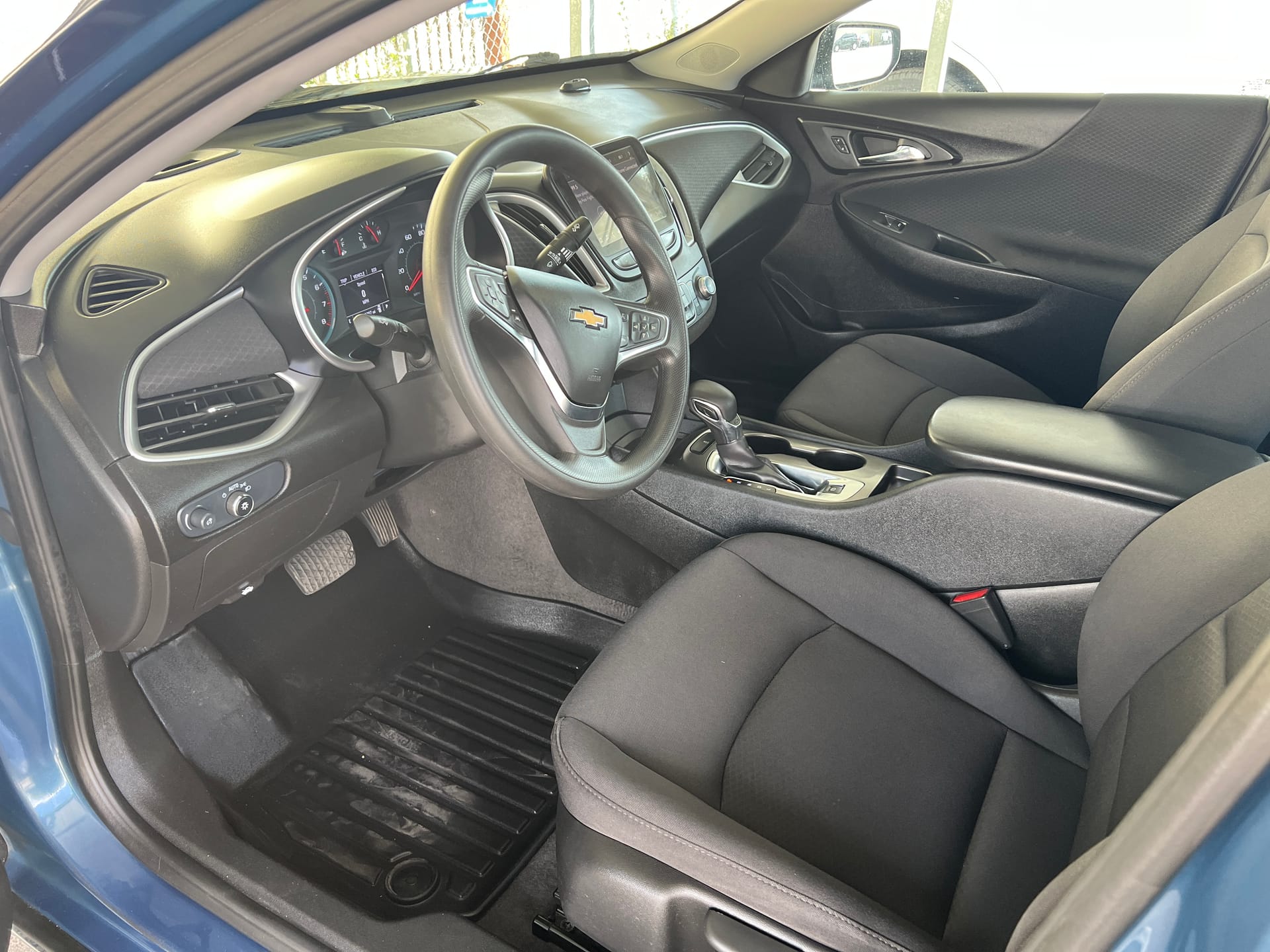 2024 CHEVROLET MALIBU - Gallery Image