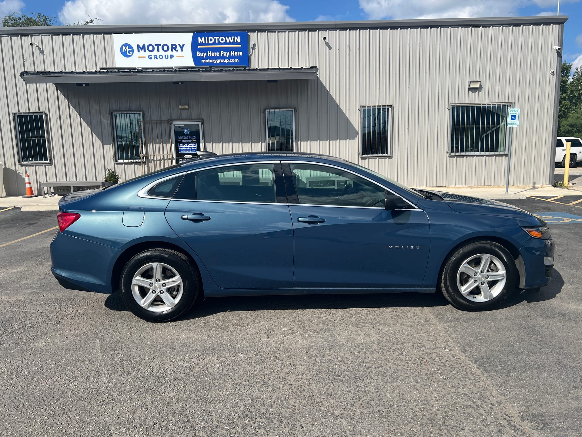 2024 CHEVROLET MALIBU - Gallery Image