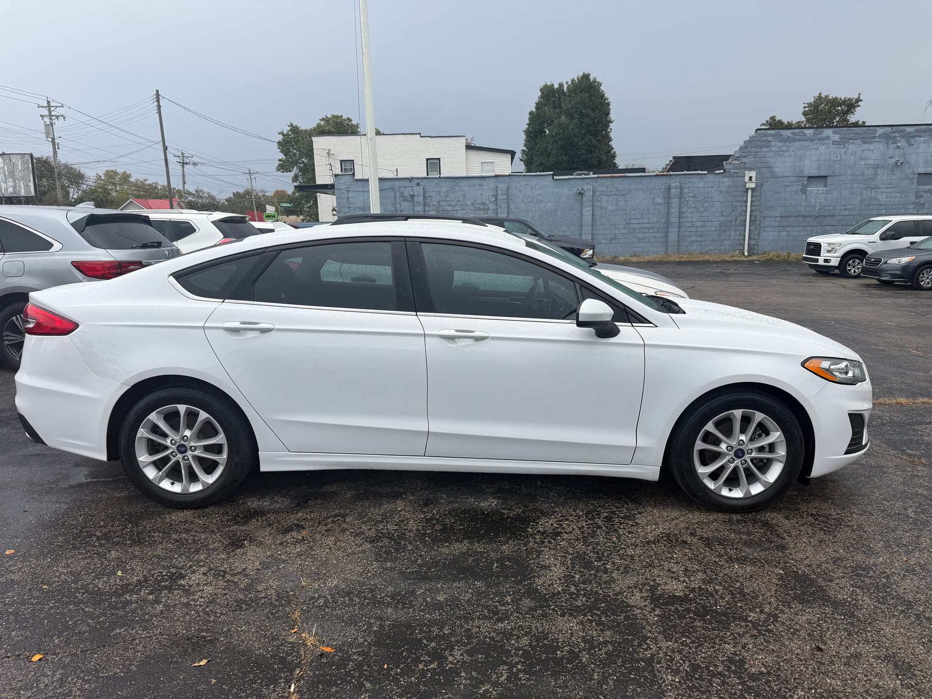 2020 FORD FUSION - Gallery Image
