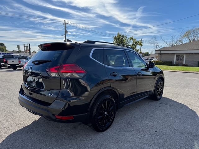 2017 NISSAN ROGUE - Gallery Image
