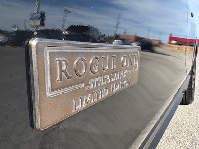2017 NISSAN ROGUE - Gallery Image