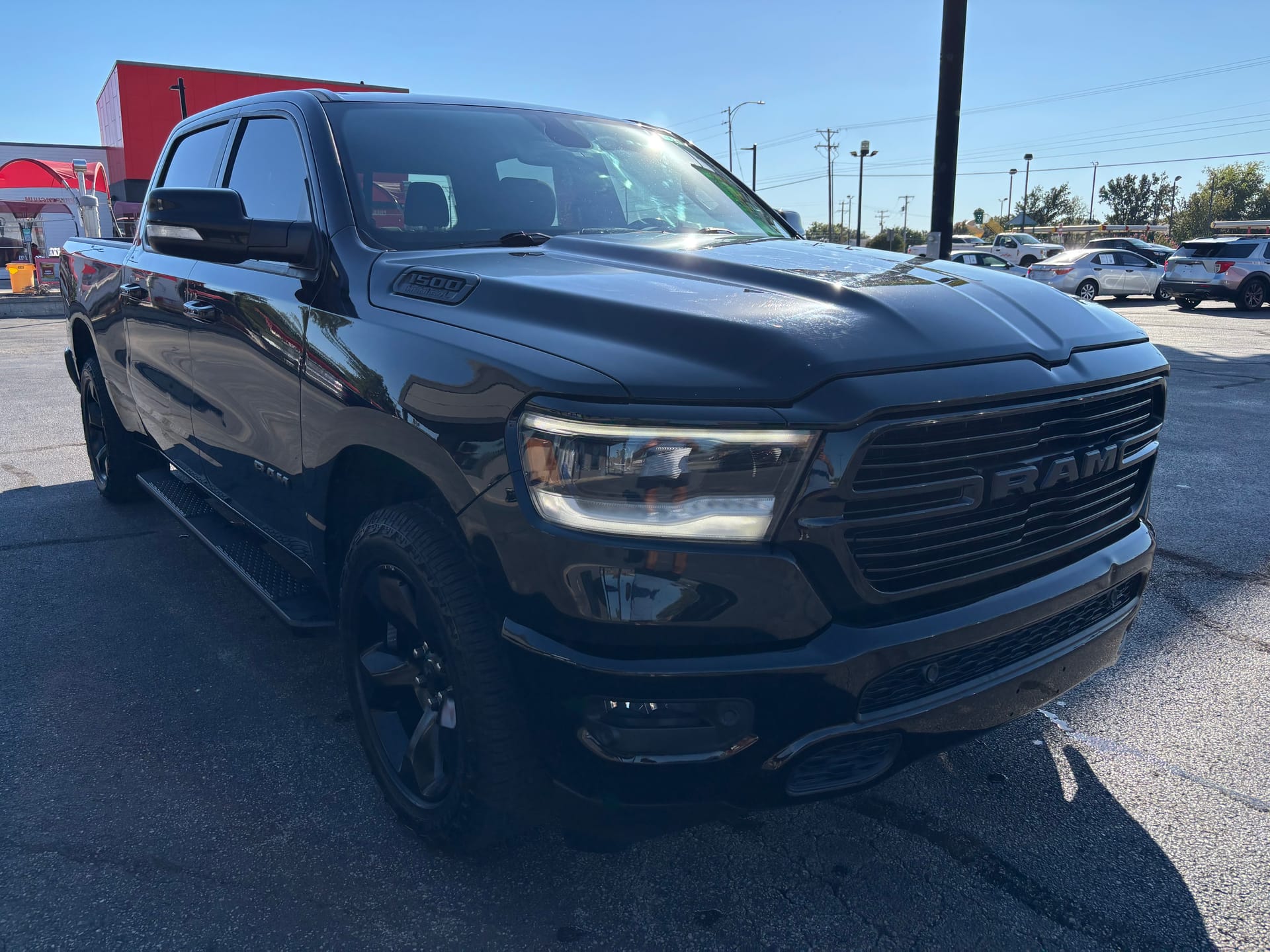 2019 RAM 1500 - Gallery Image