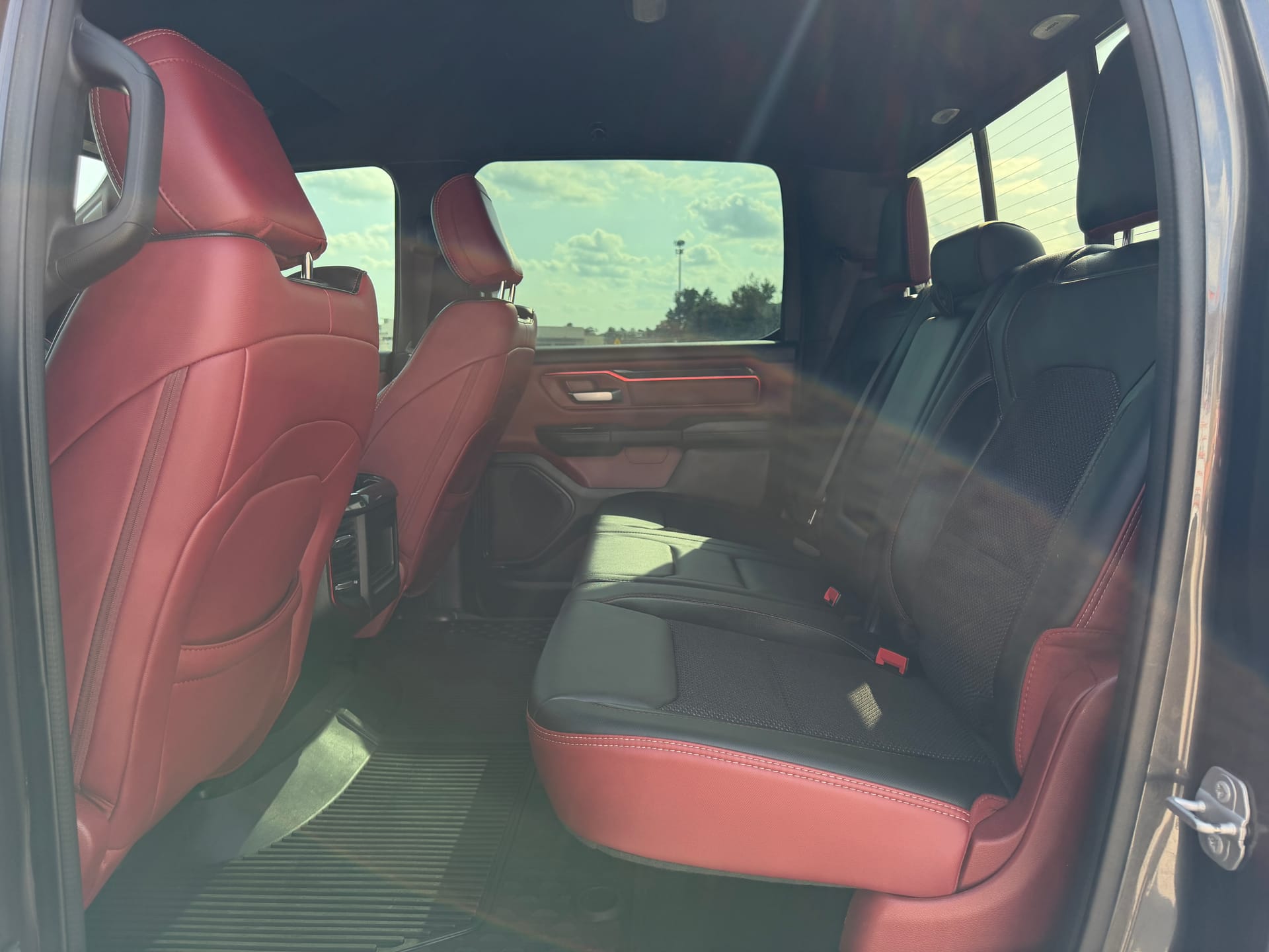 2022 RAM 1500 - Gallery Image
