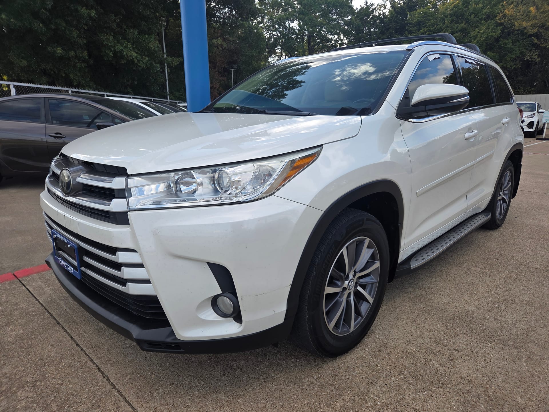2018 TOYOTA HIGHLANDER - Gallery Image