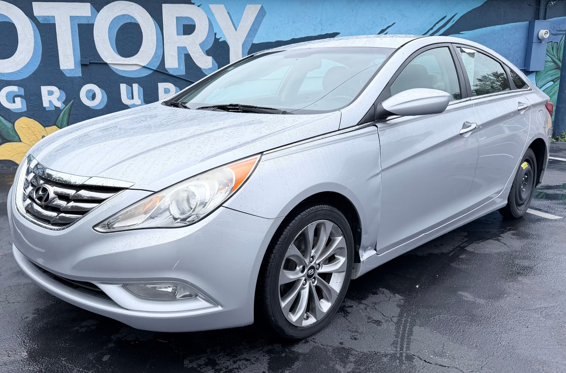 2013 HYUNDAI SONATA - Gallery Image